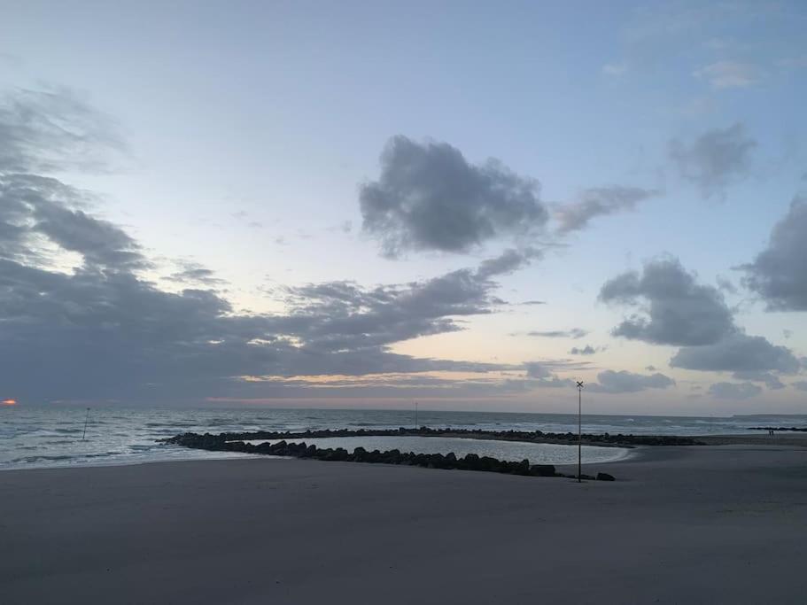Retour De Plage Wimereux Εξωτερικό φωτογραφία